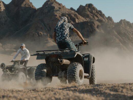 thumb_16755746_cover_header